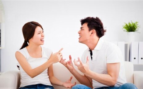 Hôn nhân không thể tránh khỏi cãi nhau
